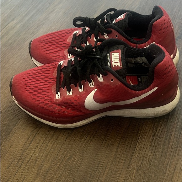 Nike Shoes - Nike zoom pegasus 34 tb university red/black/white size 6.5 women